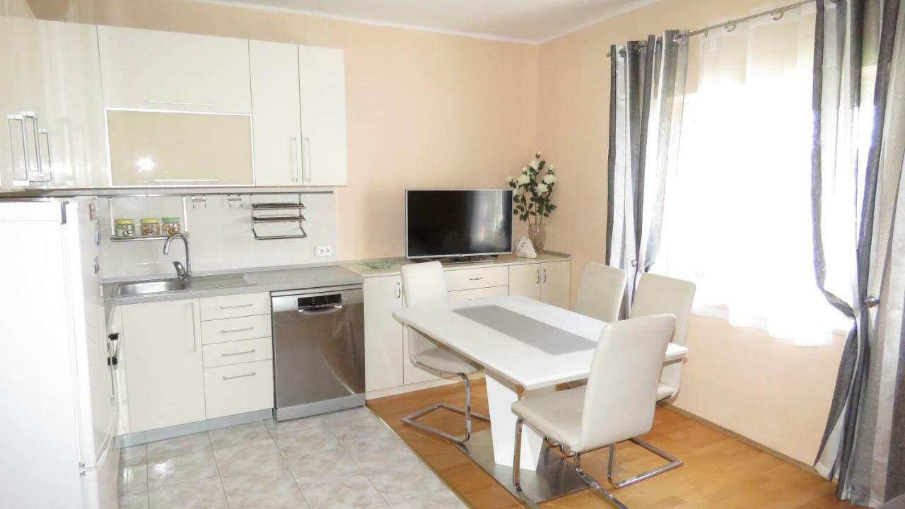 Apartment Central City Макарска Экстерьер фото